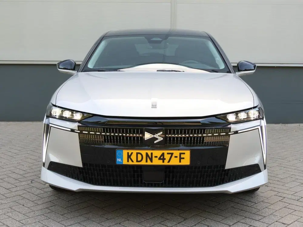 DS Automobiles N°4 DS N4 E-Tense Etoile Absolute Comfort Tech uit 2026, foto 5