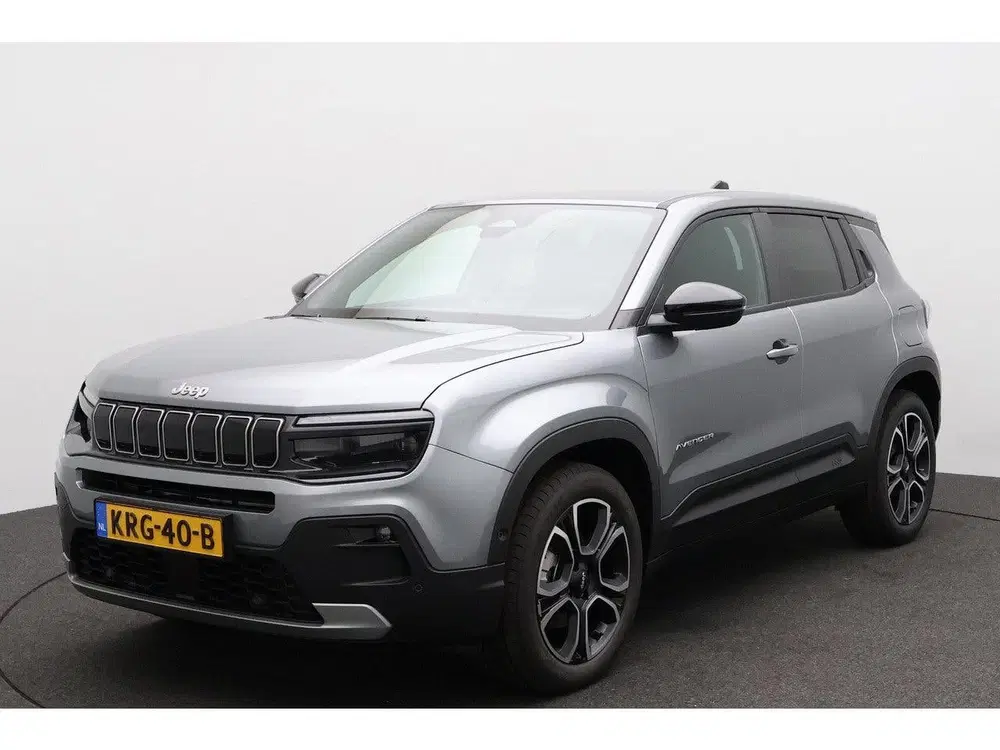 Jeep Avenger Summit 54 kWh uit 2026