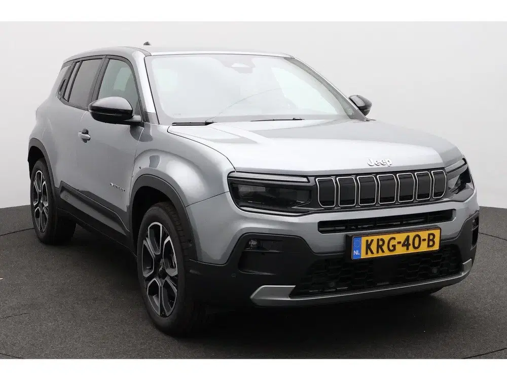 Jeep Avenger Summit 54 kWh uit 2026, foto 2