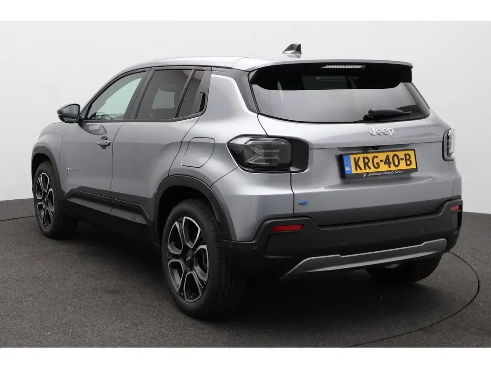 Jeep Avenger Summit 54 kWh uit 2026, foto 4