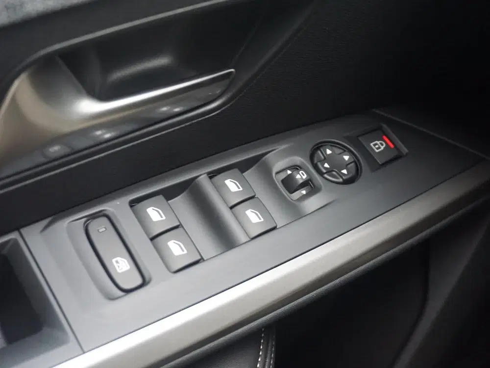 Peugeot 5008 1.2 Hybrid 145 Allure 7p Winterpakket uit 2026, foto 13