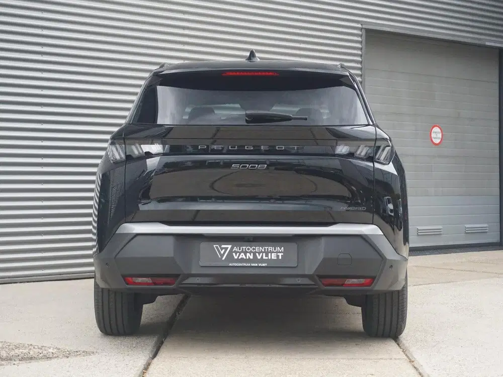 Peugeot 5008 1.2 Hybrid 145 Allure 7p Winterpakket uit 2026, foto 4