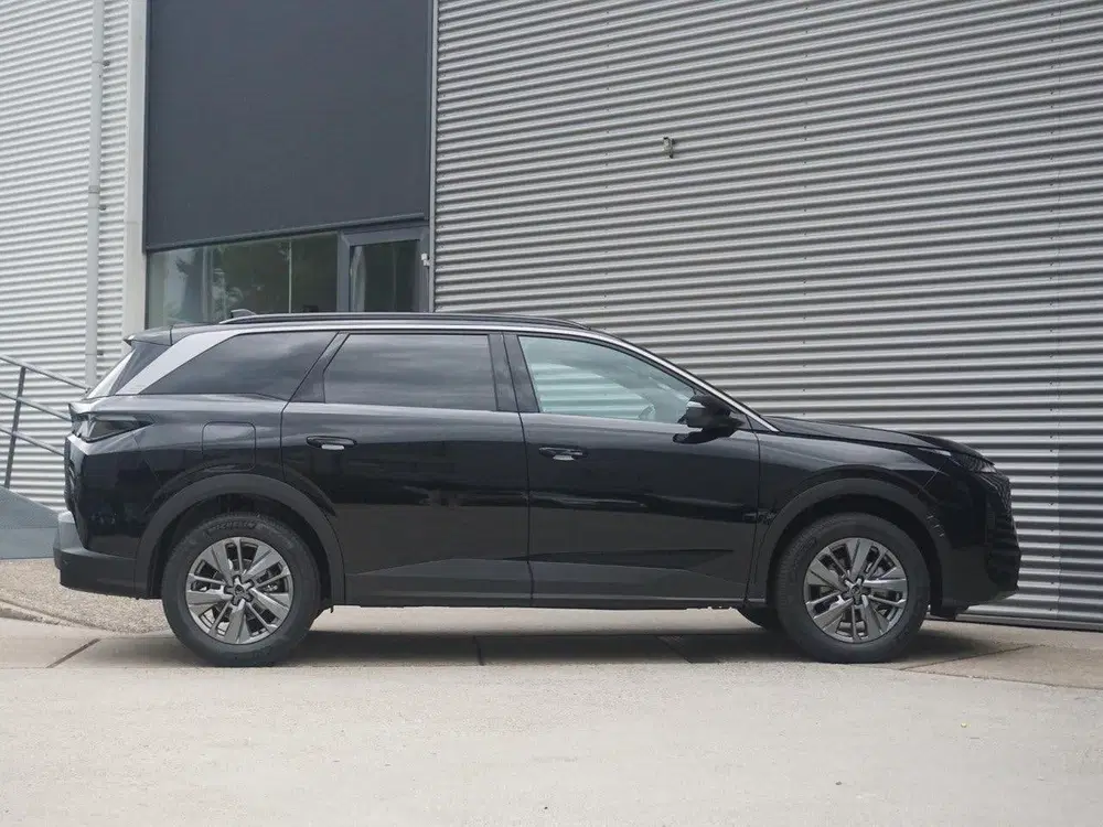 Peugeot 5008 1.2 Hybrid 145 Allure 7p Winterpakket uit 2026, foto 6