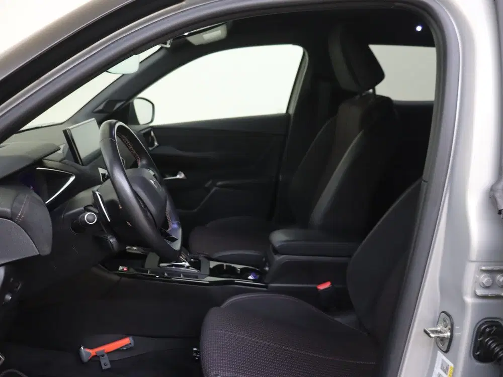 DS Automobiles DS 3 DS DS 3 Crossback 1.2 PureTech Performance uit 2022, foto 10