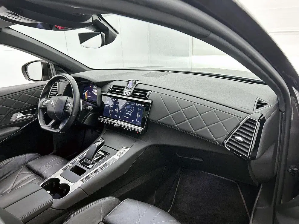 DS Automobiles DS 7 DS DS 7 E-Tense Rivoli 225pk Automaat uit 2023, foto 13