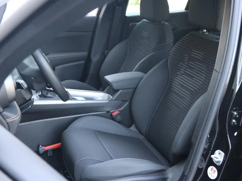 Alfa Romeo Tonale 1.3T PHEV Sprint Achteruitrijcamera uit 2024, foto 11