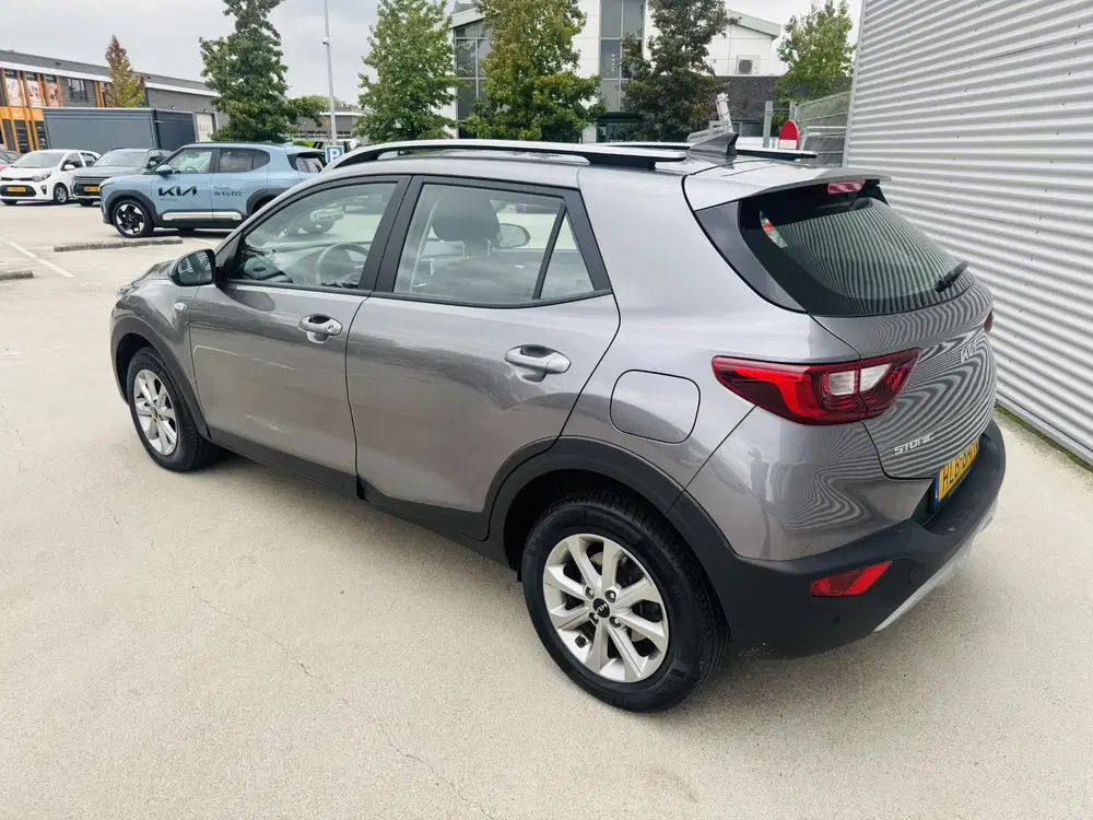 Kia Stonic 1.0 T-GDi MHEV DynamicLine Clima uit 2025, foto 3