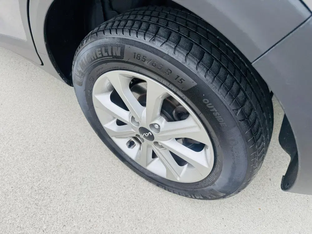 Kia Stonic 1.0 T-GDi MHEV DynamicLine Clima uit 2025, foto 8