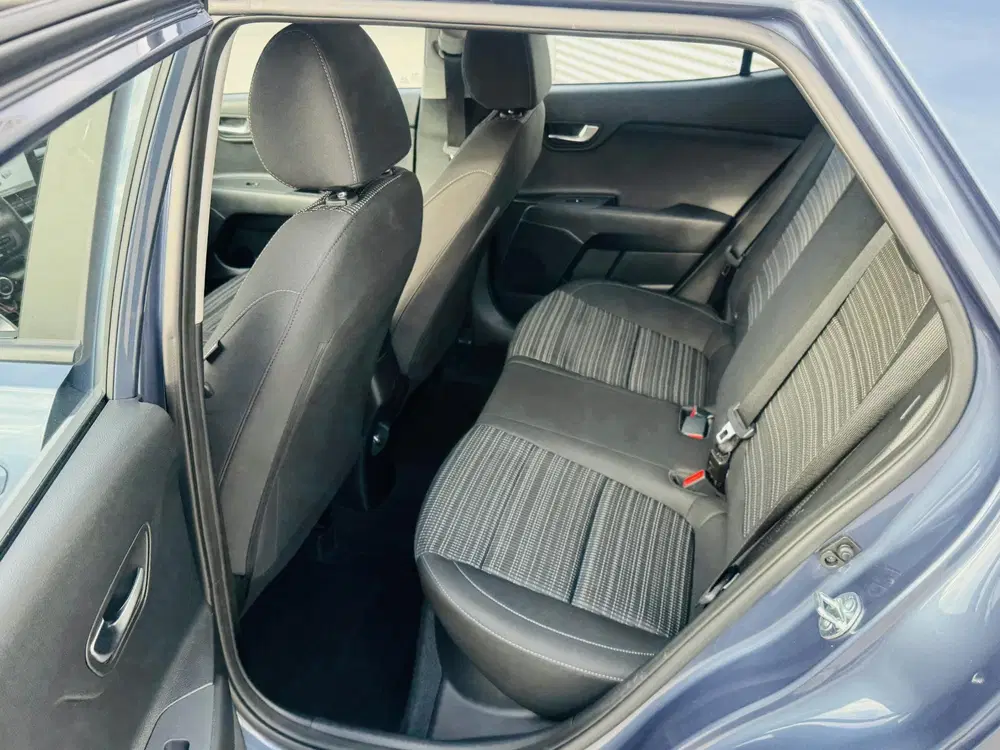 Kia Stonic 1.0 T-GDi MHEV DynamicLine Clima uit 2025, foto 6