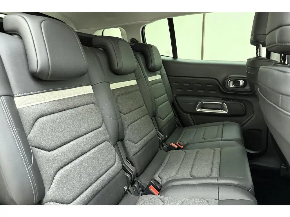 Citroën C5 Aircross 1.6 Plug-in Hybrid 225pk Plus uit 2024, foto 13