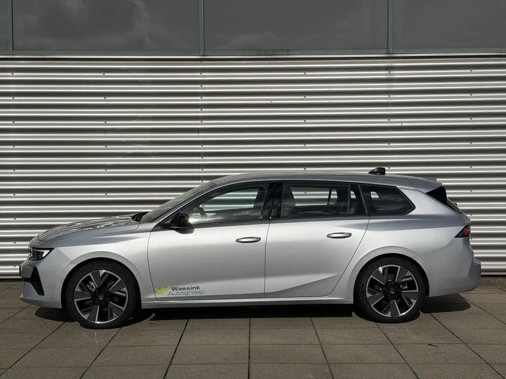Opel Astra Electric 54 kWh Edition uit 2025, foto 4