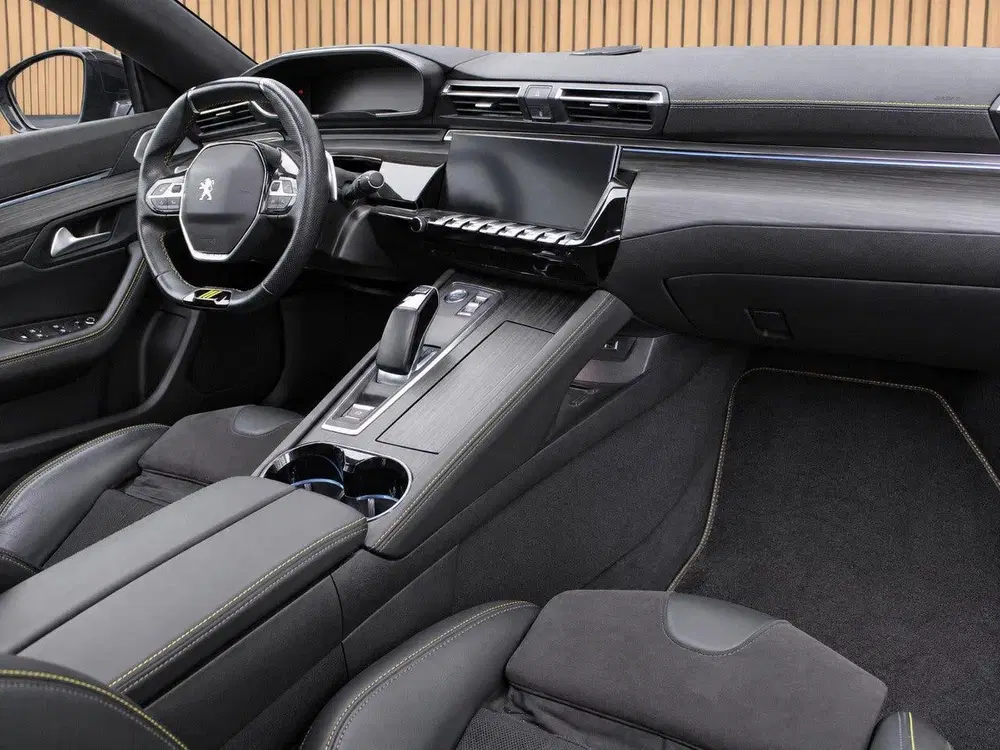 Peugeot 508 1.6 HYbrid Peugeot Sport Engineered uit 2021, foto 3