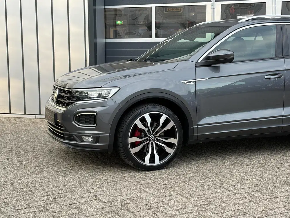 Volkswagen T-Roc 1.5 TSI Sport 3x R-Line uit 2019, foto 3