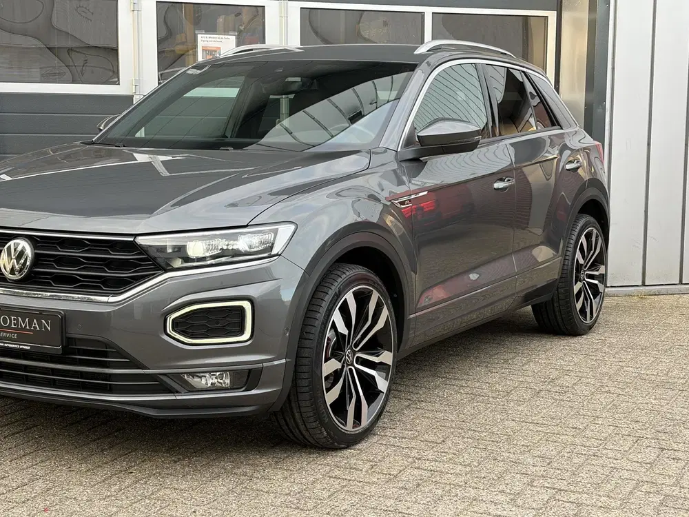 Volkswagen T-Roc 1.5 TSI Sport 3x R-Line uit 2019, foto 4