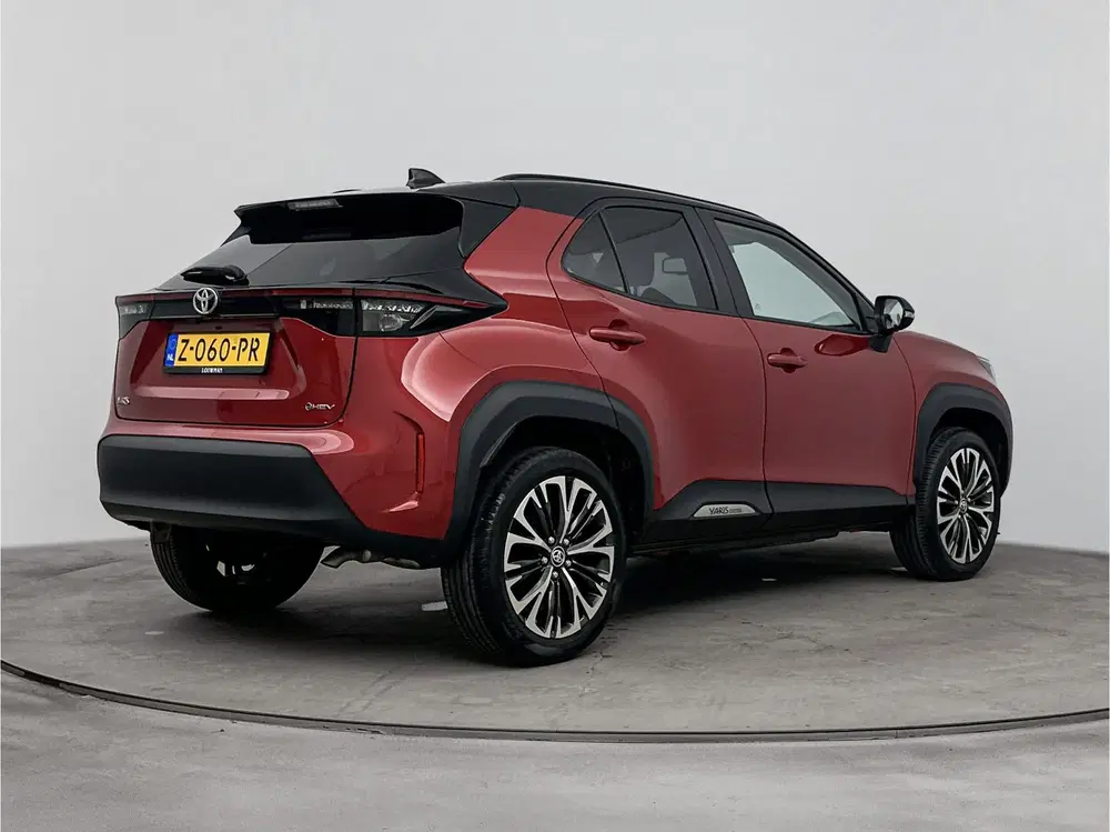 Toyota Yaris Cross 1.5 Hybrid 130 Executive uit 2024, foto 2