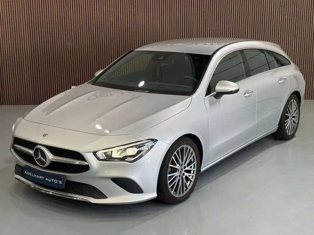 Mercedes-Benz CLA 180 Luxury Line Auto uit 2023, foto 10