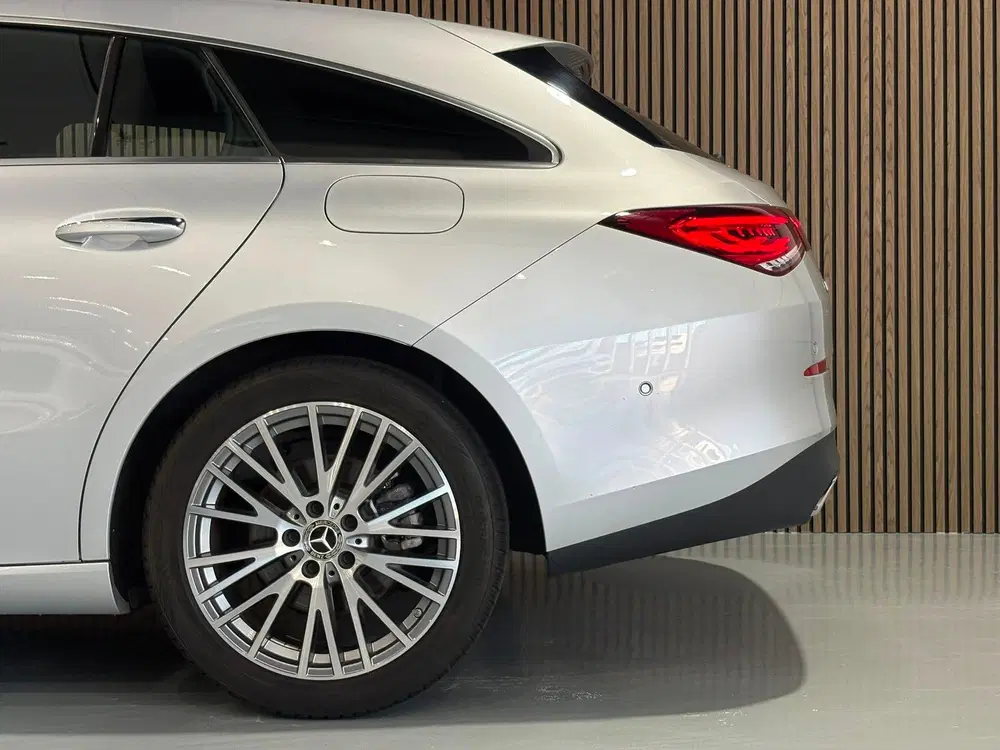 Mercedes-Benz CLA 180 Luxury Line Auto uit 2023, foto 12