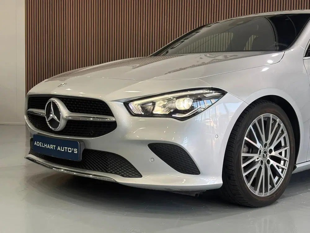 Mercedes-Benz CLA 180 Luxury Line Auto uit 2023, foto 14