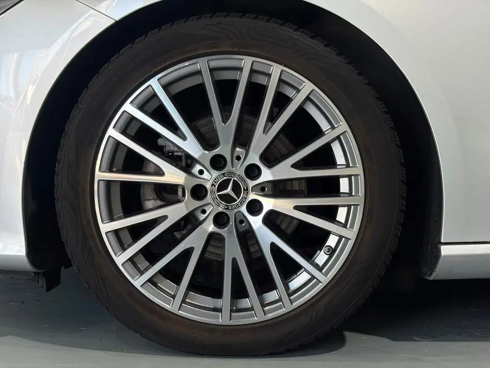 Mercedes-Benz CLA 180 Luxury Line Auto uit 2023, foto 15