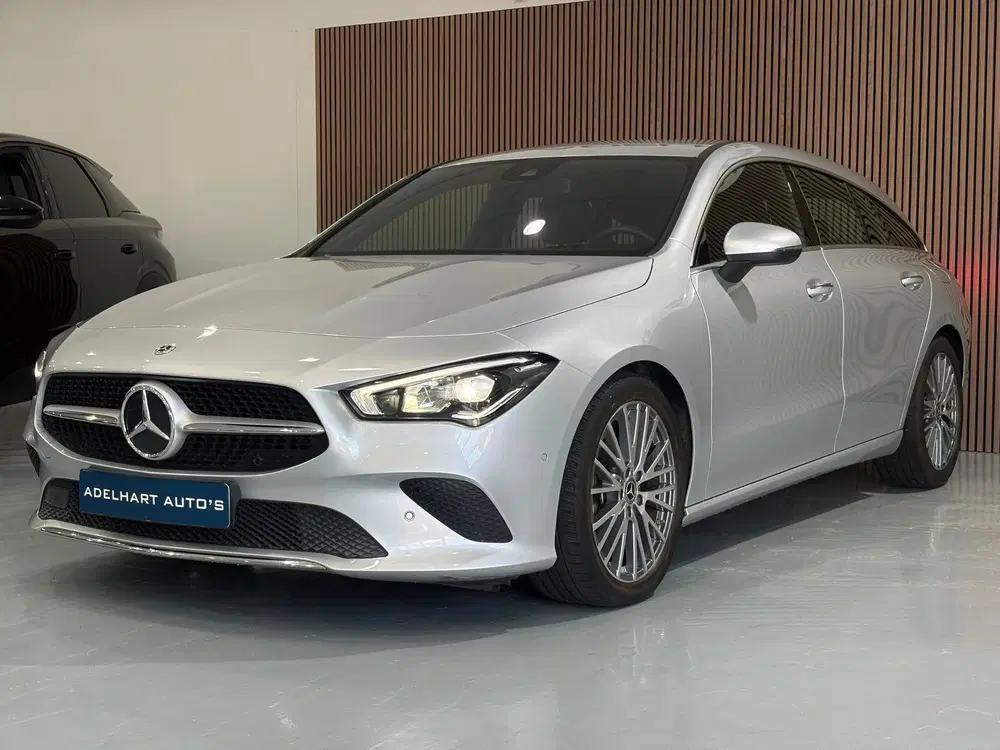 Mercedes-Benz CLA 180 Luxury Line Auto uit 2023, foto 6