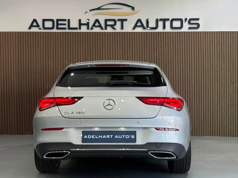Mercedes-Benz CLA 180 Luxury Line Auto uit 2023, foto 8