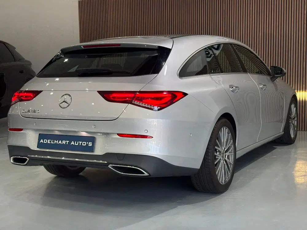 Mercedes-Benz CLA 180 Luxury Line Auto uit 2023, foto 9