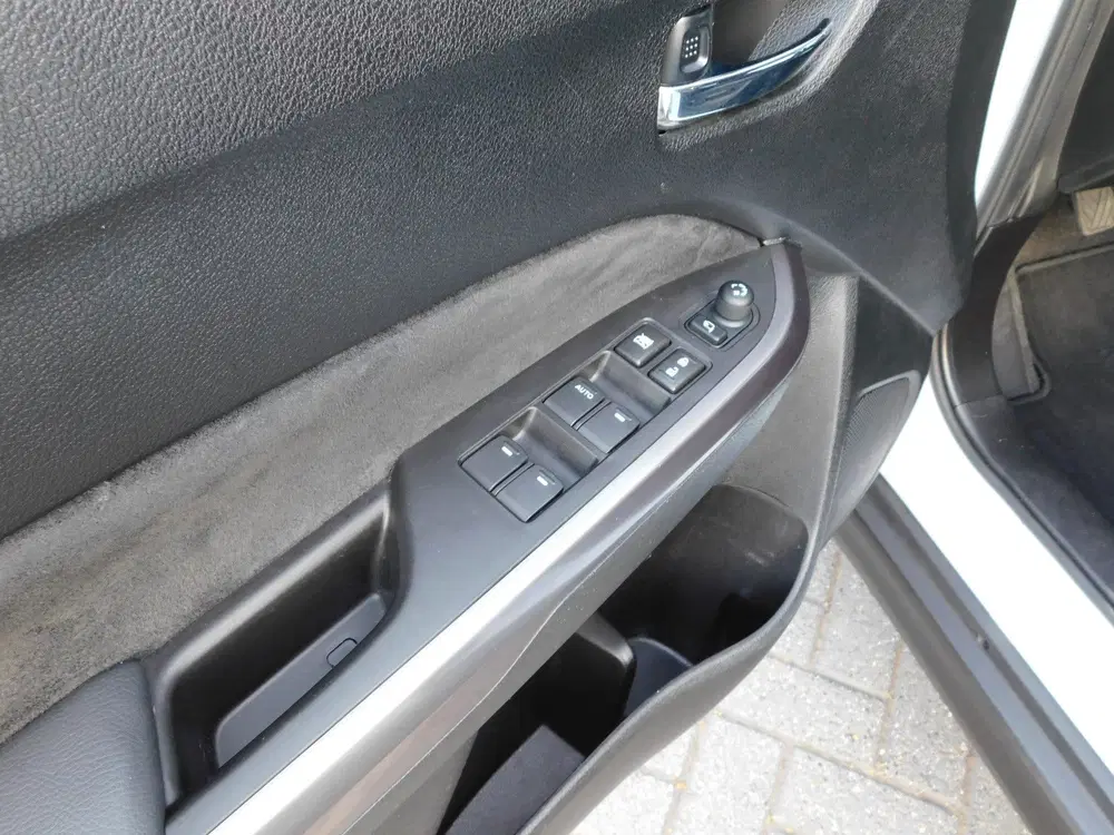 Suzuki Vitara 1.4 Boosterjet Style Smart Hybrid Dealer o uit 2021, foto 11