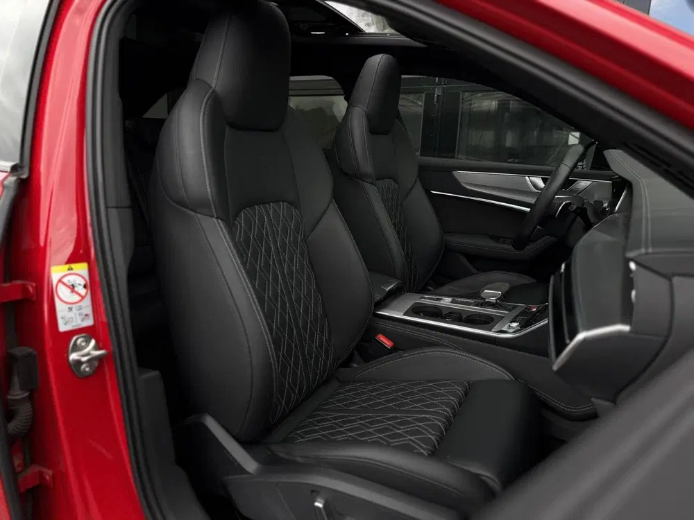 Audi A6 55 TFSI quattro V6 uit 2019, foto 13