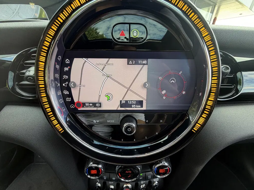 Mini John Cooper Works Cooper S 2.0 John Cooper Works uit 2021, foto 9