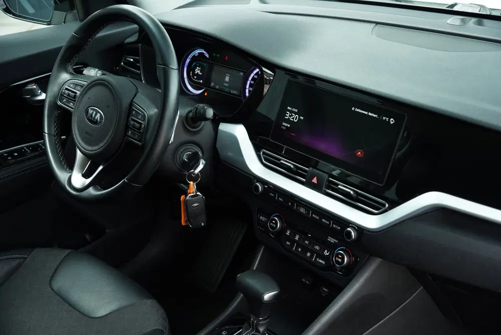 Kia Niro 1.6 GDi Hybrid DynamicLine 2021 Automaat A uit 2021, foto 13
