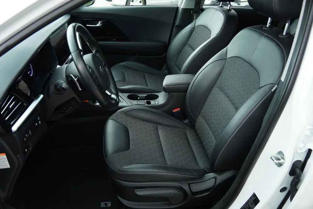 Kia Niro 1.6 GDi Hybrid DynamicLine 2021 Automaat A uit 2021, foto 9