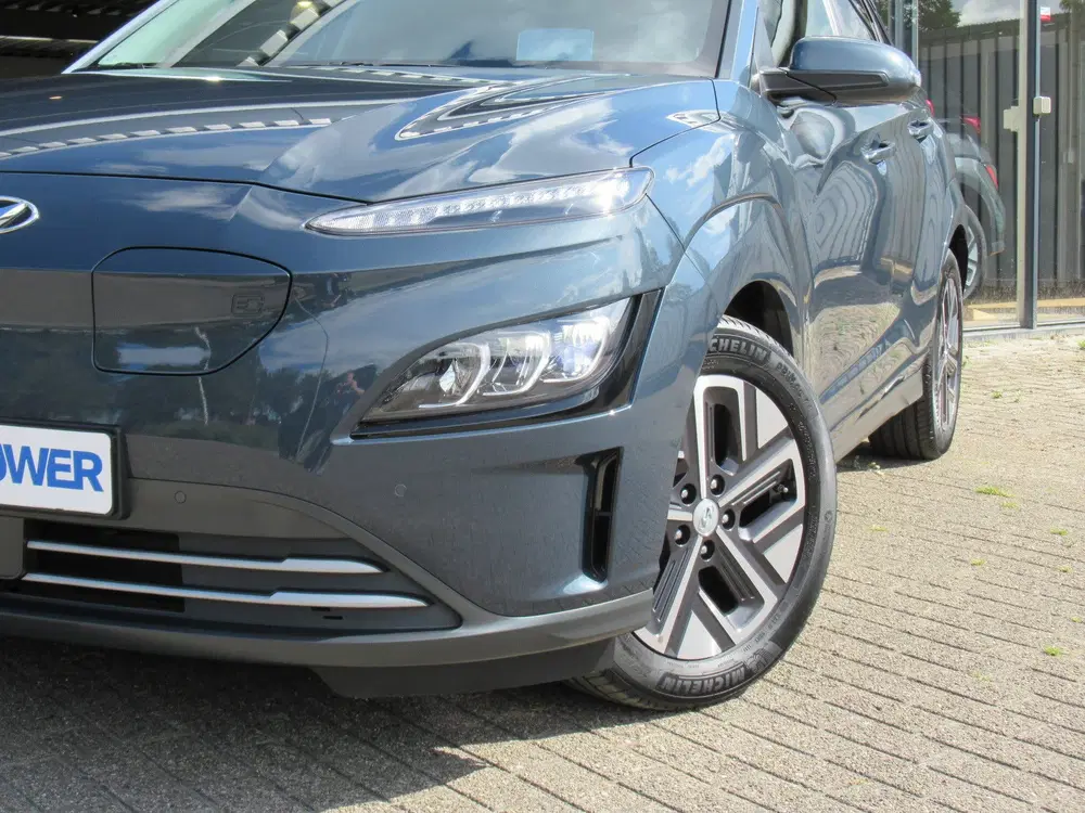 Hyundai KONA EV Premium 64 kWh uit 2022, foto 4