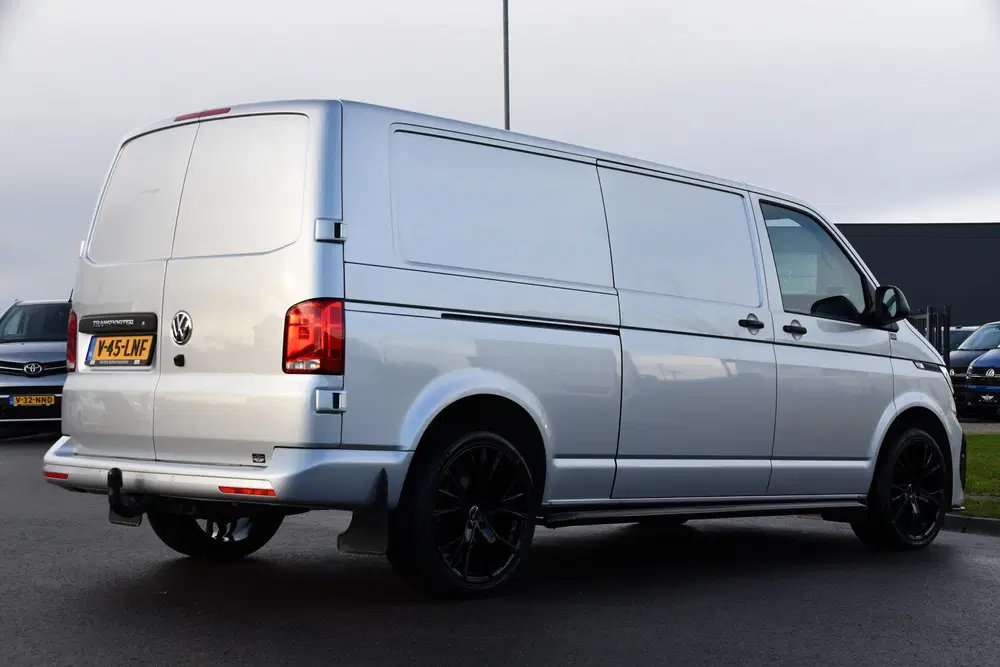 Volkswagen Transporter 2.0 TDI L2H1 ABT Edition Carplay uit 2021, foto 6