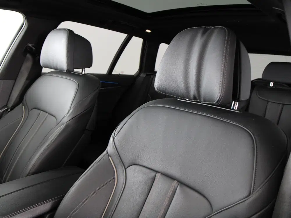 BMW 5-serie 530e Touring Business Edition Plus SoH 98% uit 2022, foto 4