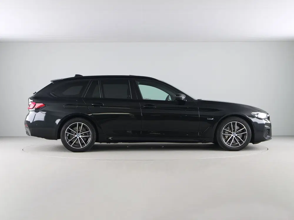 BMW 5-serie 530e Touring Business Edition Plus SoH 98% uit 2022, foto 7
