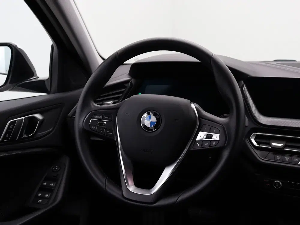 BMW 1-serie 118i Model Sport (bj 2022 uit 2022, foto 2