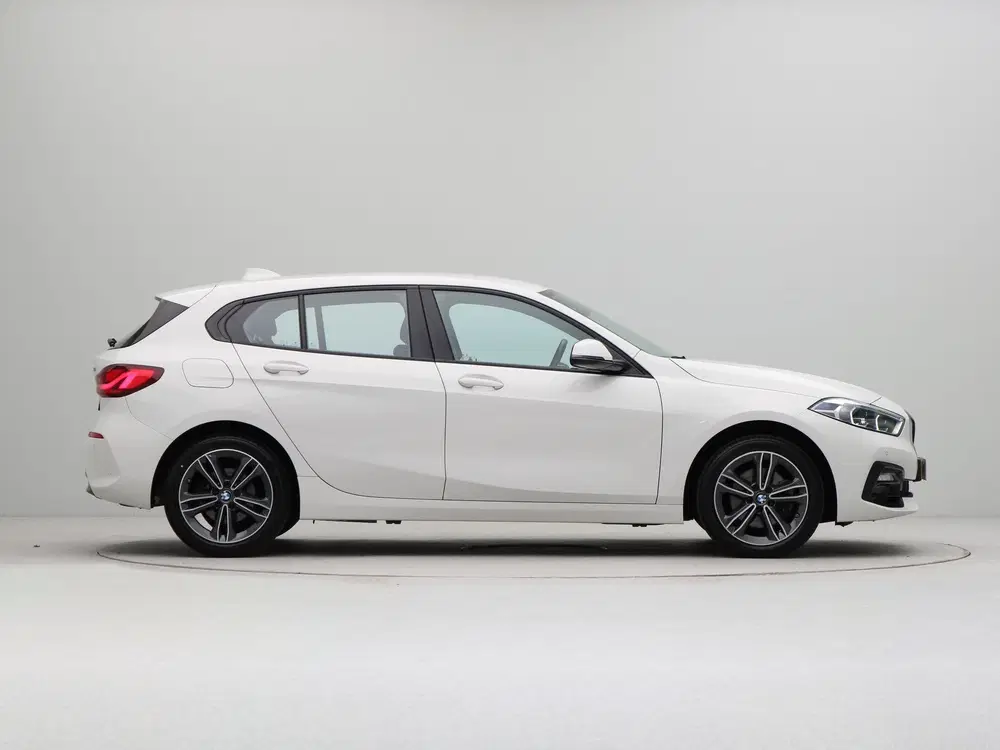 BMW 1-serie 118i Model Sport (bj 2022 uit 2022, foto 8
