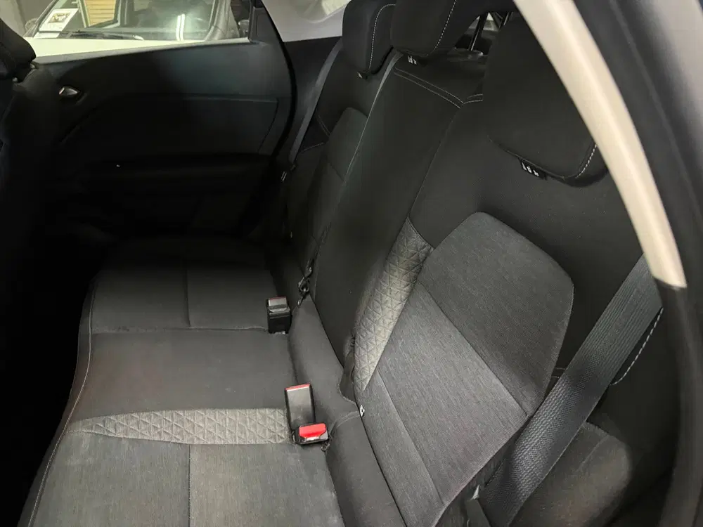 Renault Captur 1.6 E-Tech Hybrid 145 Business Zen uit 2022, foto 13