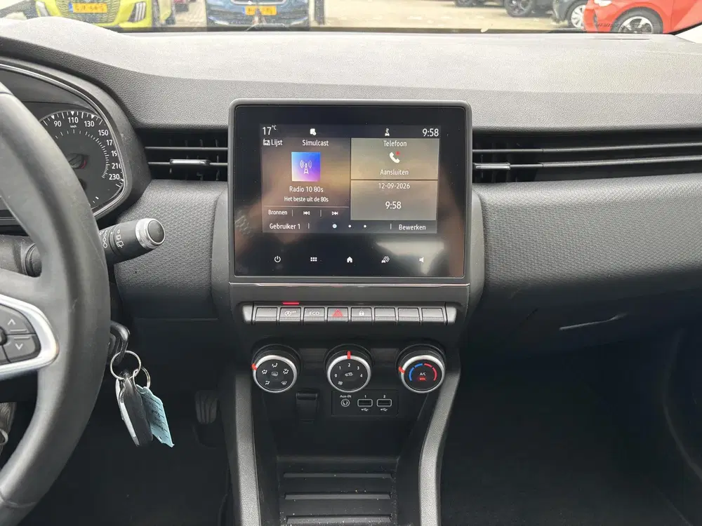 Renault Clio 1.0 TCe Zen uit 2021, foto 10