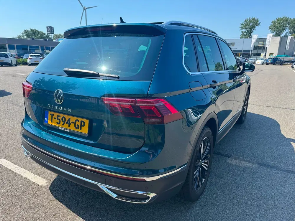Volkswagen Tiguan 2.0 TDI 150PK DSG PANO LED KEYLESS uit 2022, foto 4