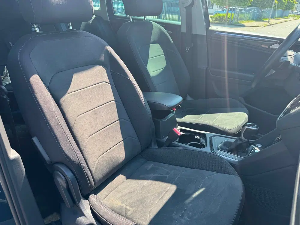 Volkswagen Tiguan 2.0 TDI 150PK DSG PANO LED KEYLESS uit 2022, foto 7