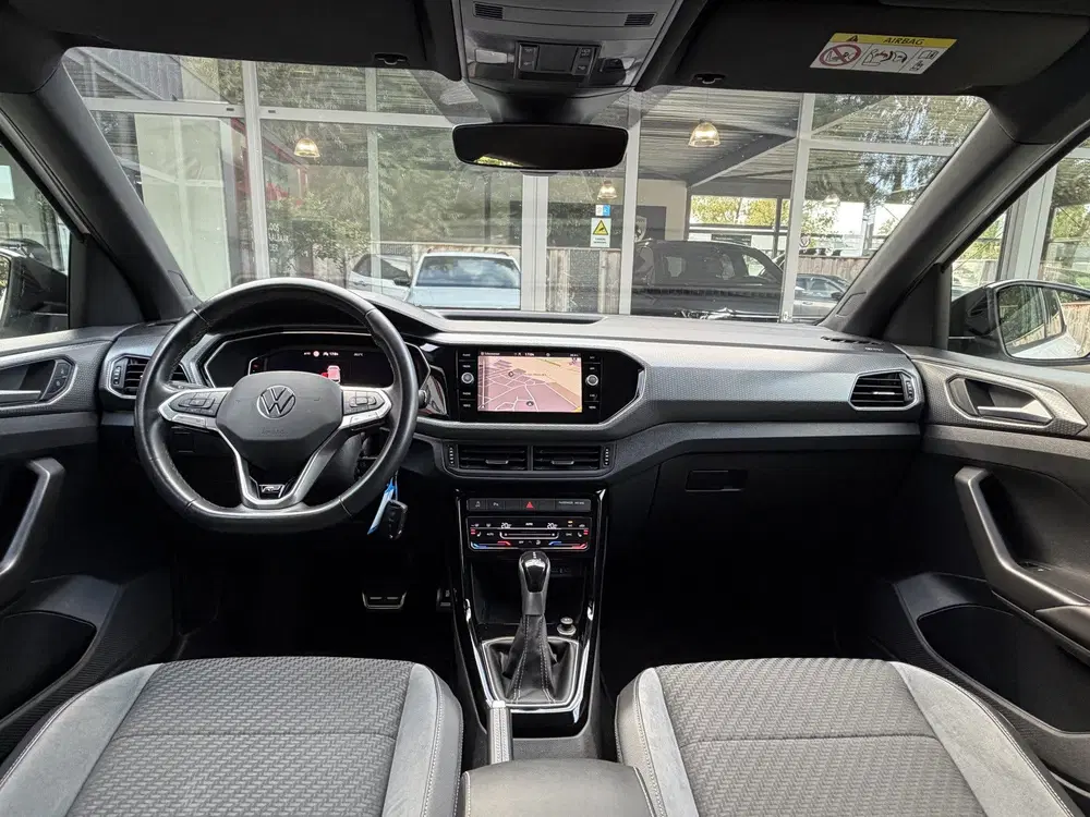 Volkswagen T-Cross 1.5 TSI 150PK AUT. * * 2X R-LINE * * NAVI uit 2022, foto 14