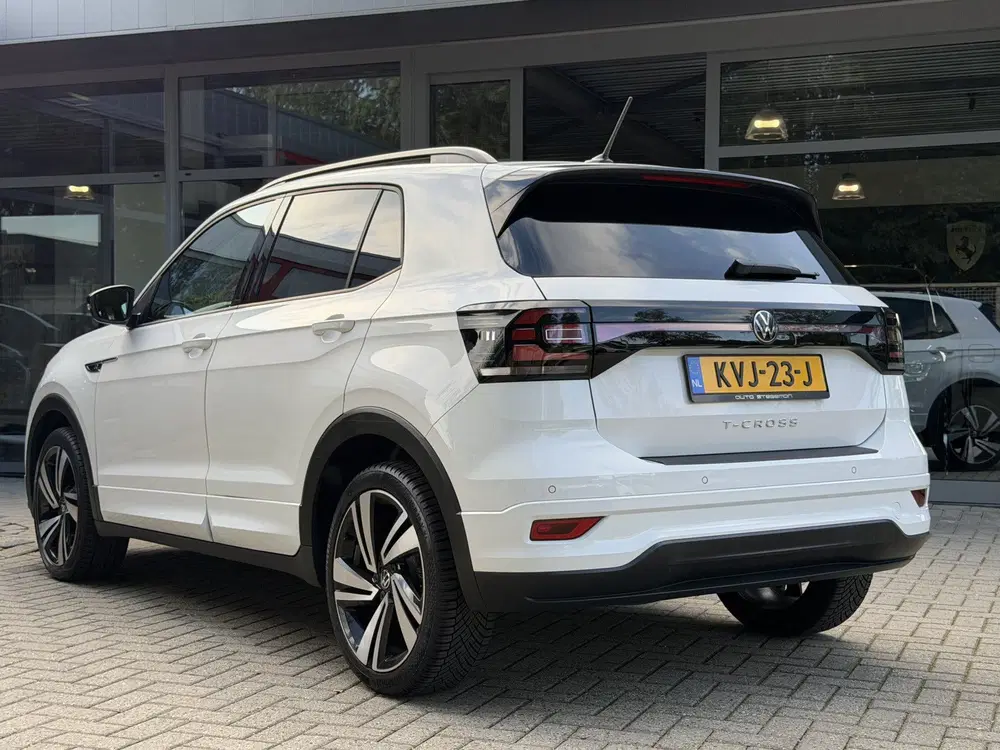 Volkswagen T-Cross 1.5 TSI 150PK AUT. * * 2X R-LINE * * NAVI uit 2022, foto 5
