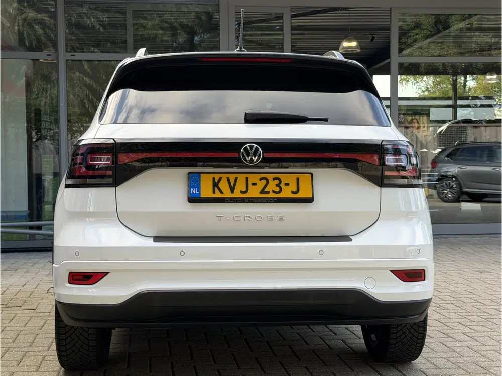 Volkswagen T-Cross 1.5 TSI 150PK AUT. * * 2X R-LINE * * NAVI uit 2022, foto 7