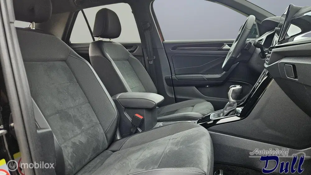 Volkswagen T-Roc 1.5 TSI DSG R-Line Black-edition Trekhaak uit 2023, foto 10