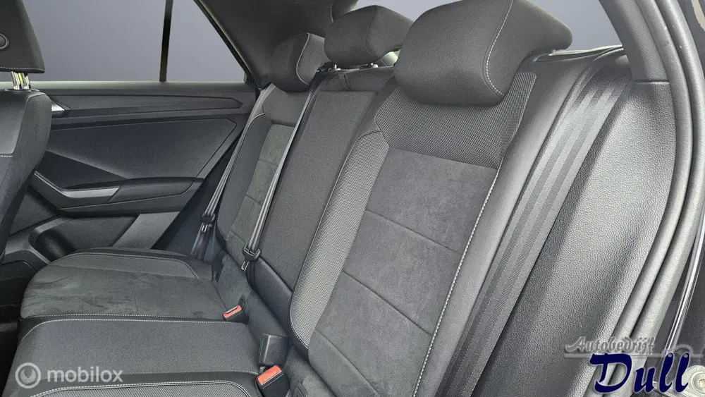 Volkswagen T-Roc 1.5 TSI DSG R-Line Black-edition Trekhaak uit 2023, foto 11