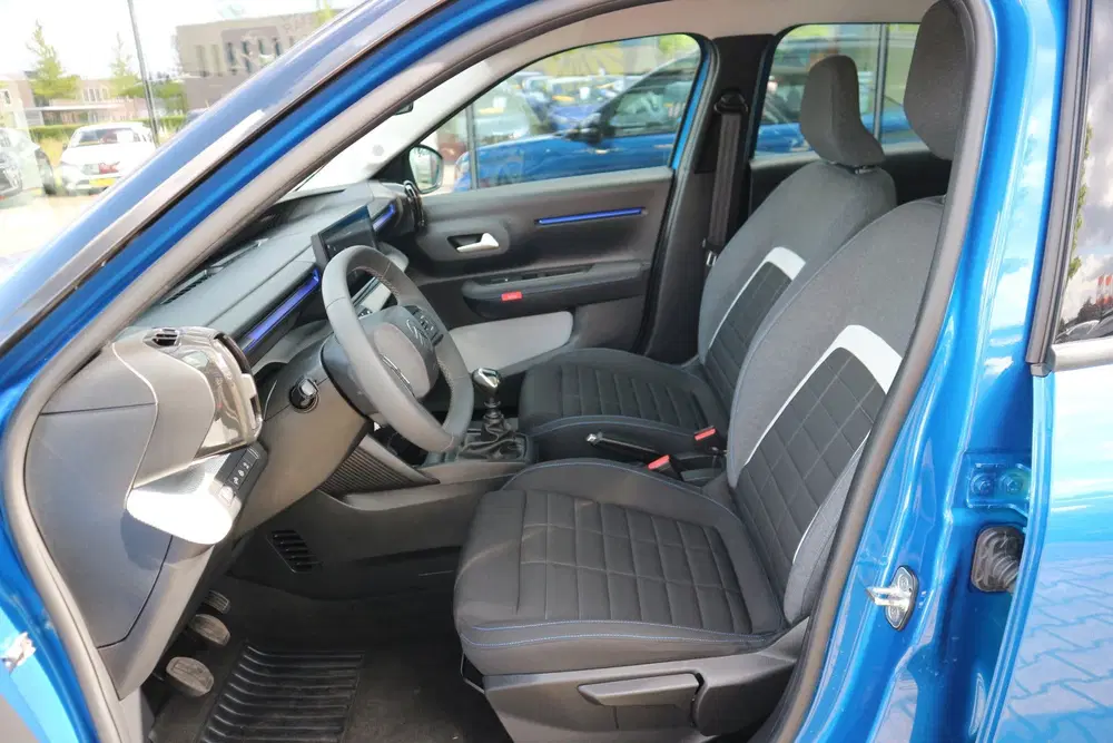 Citroën C3 Citroen C3 1.2 Turbo 100pk Plus CARPLAY PD uit 2025, foto 12