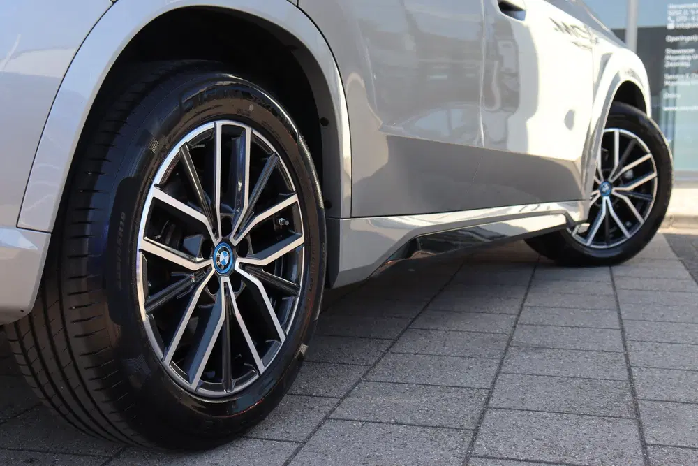 BMW iX1 eDrive20 M Sport uit 2024, foto 10