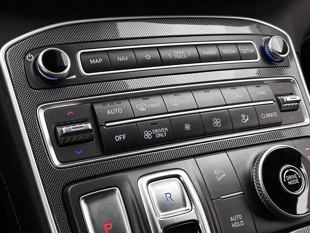 Hyundai SANTA FE 1.6 T-GDI HEV Comfort Smart 7p. uit 2022, foto 9