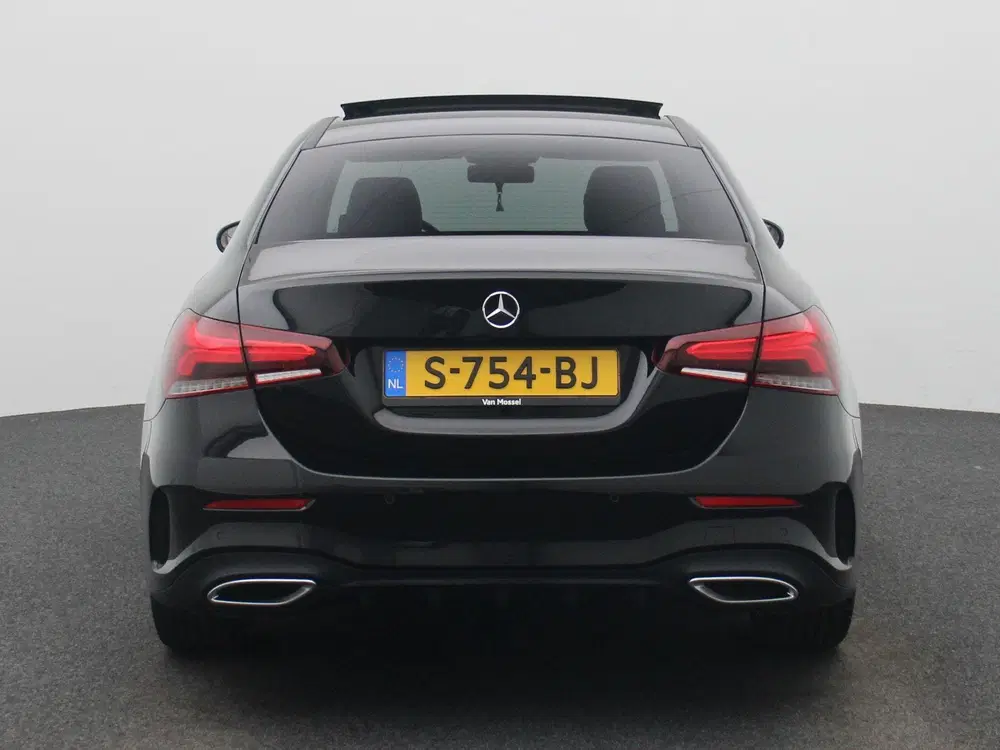 Mercedes-Benz A-Klasse 250 AMG Line uit 2022, foto 6